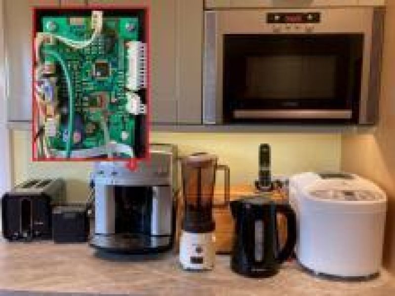 a line up of electronic kitchen appliances