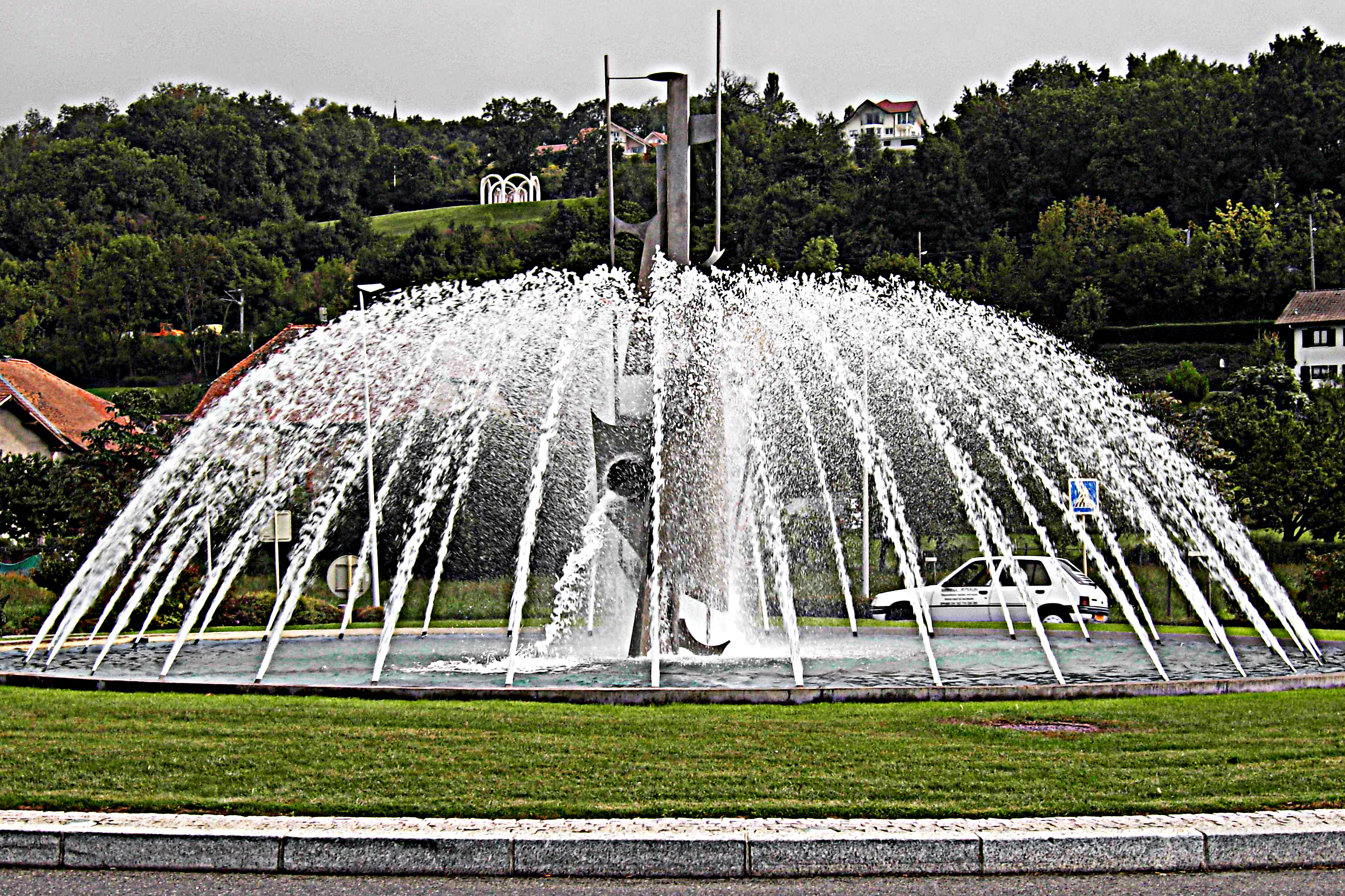 fountain on roundabout in uk