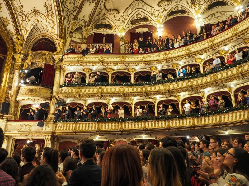 Photo of the interior of an opera house