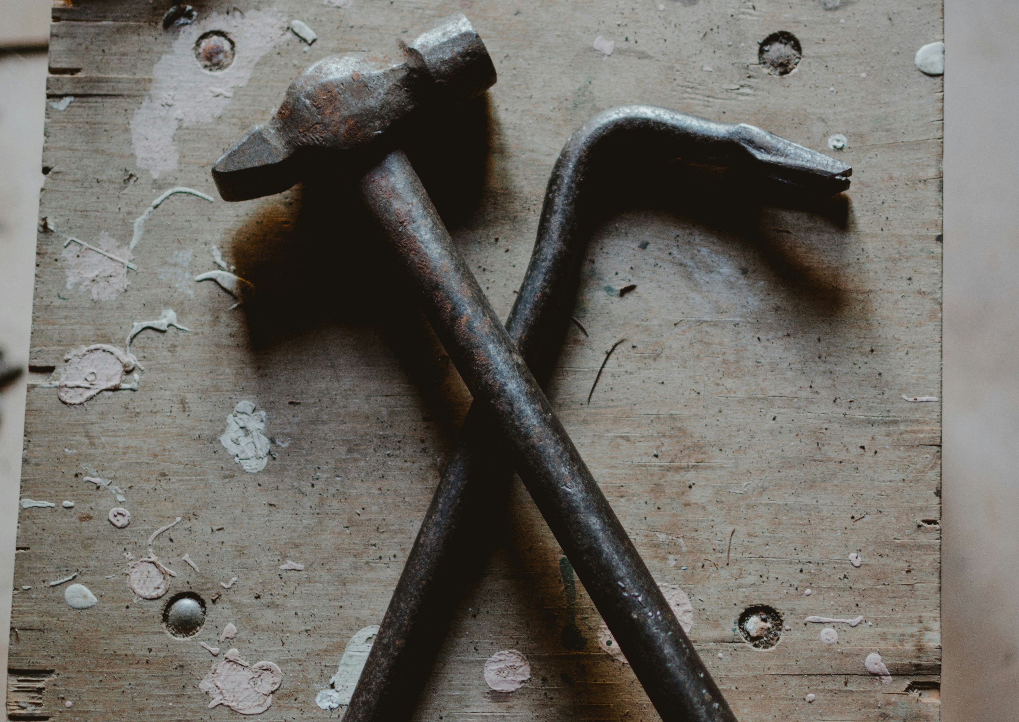 photo of a hammer and crowbar