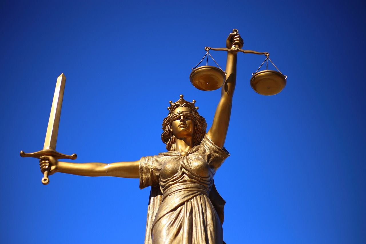 Photo of a statue of justice